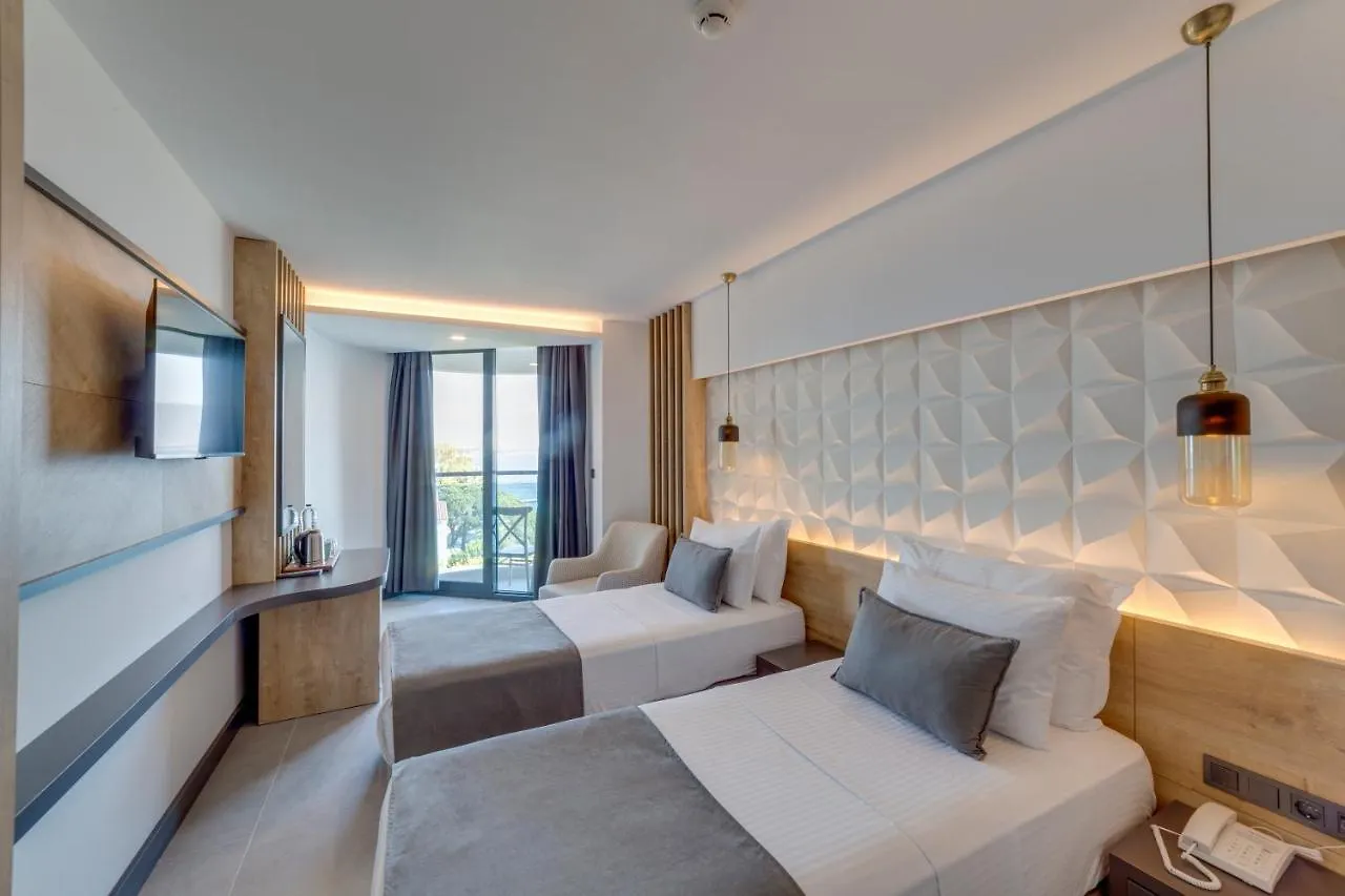 Signature Blue Resort Кушадасы Отель