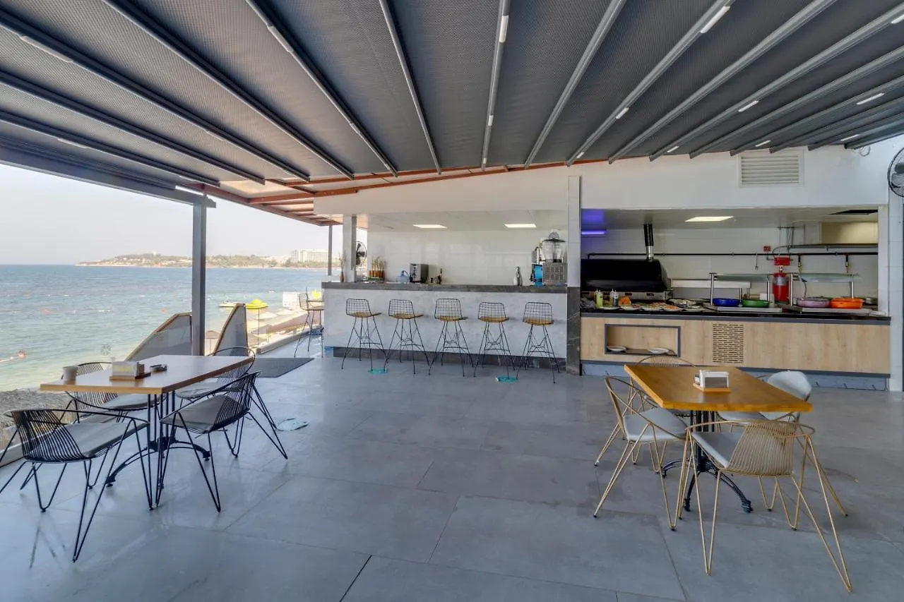 Signature Blue Resort Кушадасы