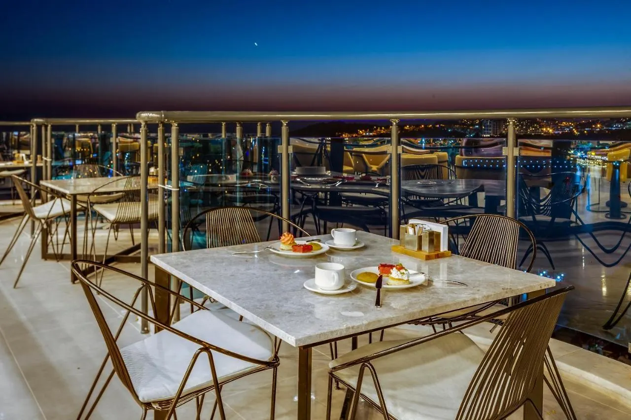 Отель Signature Blue Resort Кушадасы