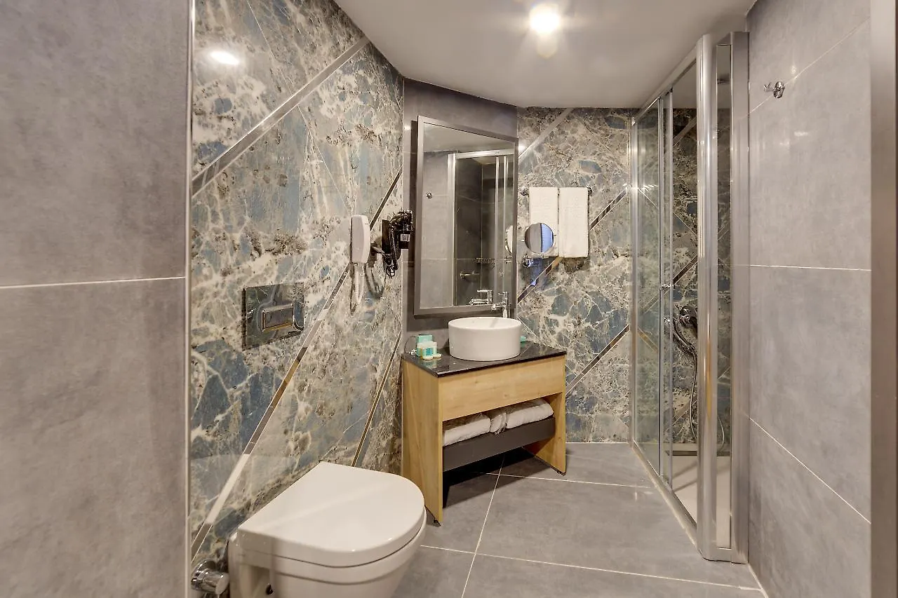 Отель Signature Blue Resort Кушадасы